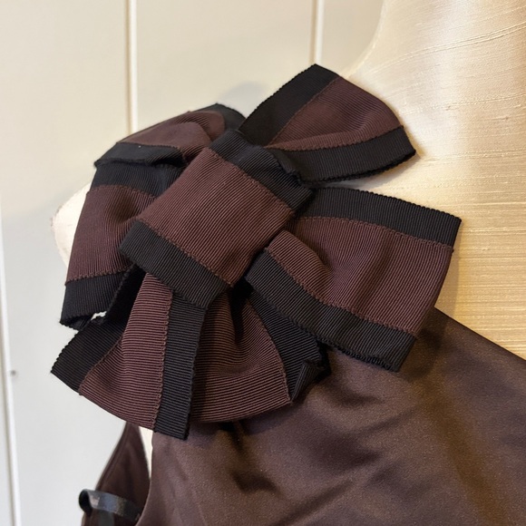 Nue by Shani One-Shoulder Chocolate Brown  Dress With Body Shaping Architecture - Picture 4 of 9
